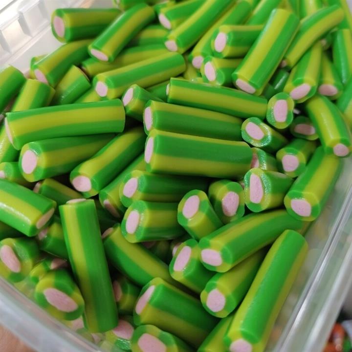 پاستیل لوله ای هندوانه ای بریده (150گرمی)